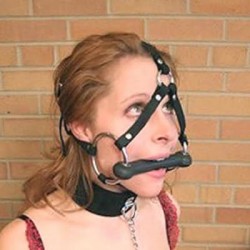 BitGag SM - Mord de cheval total soumission
