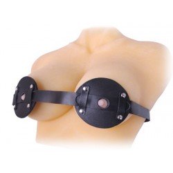 Pad en cuir - torture des seins avec clous Pad en cuir - torture des seins avec clous
