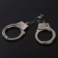 Menottes métals avec clefs soirée coquines