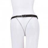 String avec Chaînette Minimaliste - Taille Ajustable et Sexy