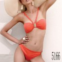 Maillot de bain : Bikini orange avec plaque
